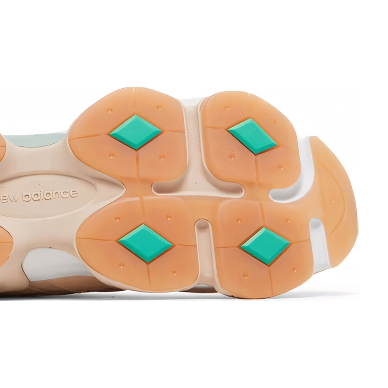 Tênis New Balance Joe Freshgoods x 9060 Penny Cookie Pink